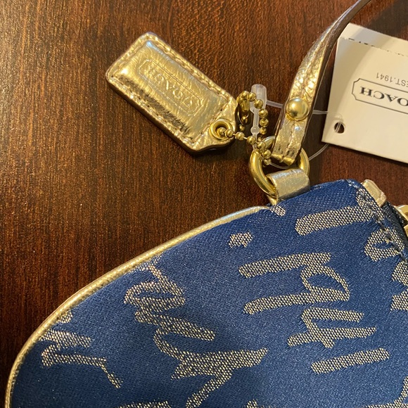 Coach Wristlet - Picture 2 of 8